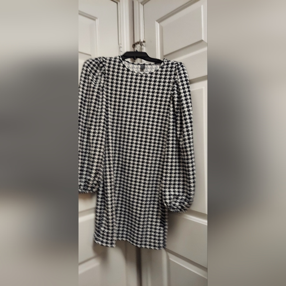 Ladies dress